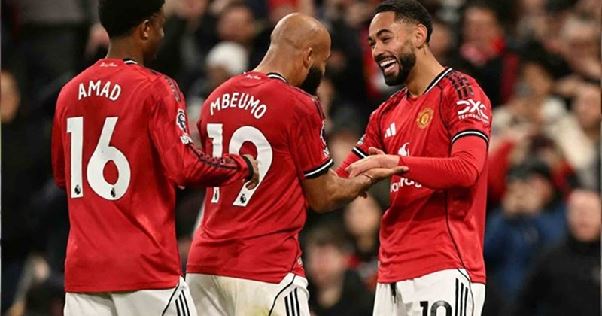 BONGDALU – Khi thời gian bóng đá được bóc tách thành từng lớp BONGDALU – Khi thời gian bóng đá được bóc tách thành từng lớp