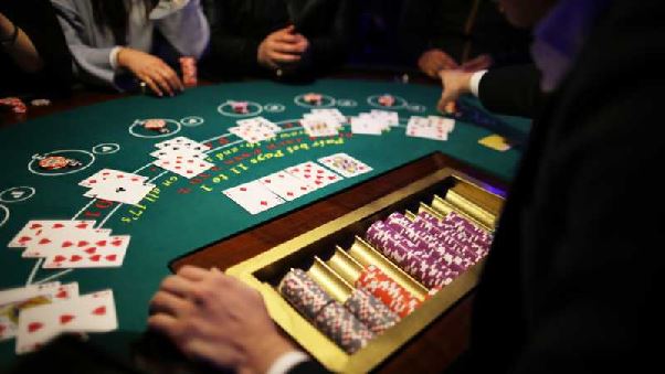 Dealer Ảo Thế Hệ Mới – Game đánh bài với nhân vật AI như người thật Dealer Ảo Thế Hệ Mới – Game đánh bài với nhân vật AI như người thật