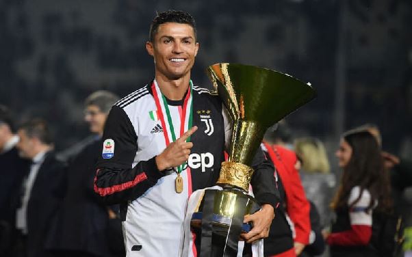 Vua phá lưới Serie A là gì? Những chân sút vĩ đại nhất lịch sử giải đấu Vua phá lưới Serie A là gì? Những chân sút vĩ đại nhất lịch sử giải đấu