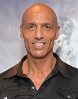 Daz Crawford