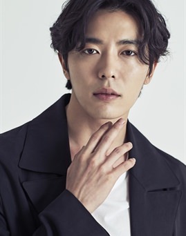 Diễn viên Jae-wook Kim