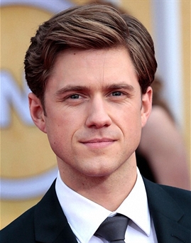 Diễn viên Aaron Tveit