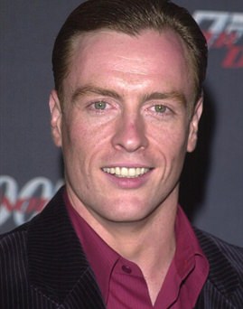 Diễn viên Toby Stephens