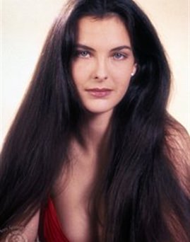 Diễn viên Carole Bouquet