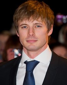 Diễn viên Bradley James