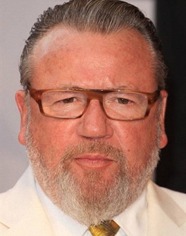 Diễn viên Ray Winstone