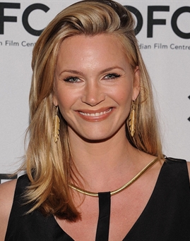 Diễn viên Natasha Henstridge