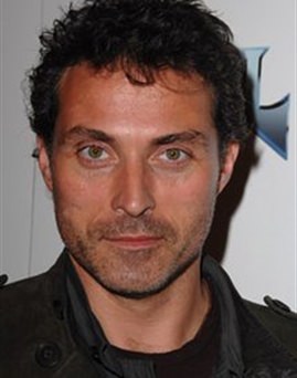 Diễn viên Rufus Sewell