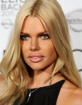 Diễn viên Sophie Monk